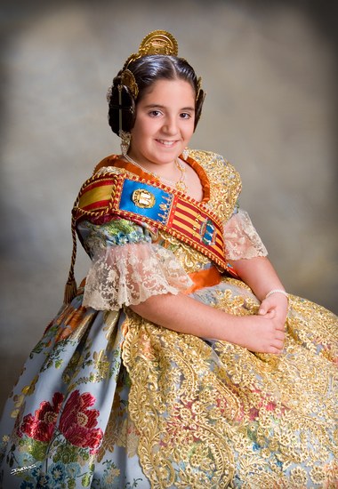 Candela Saura Mery